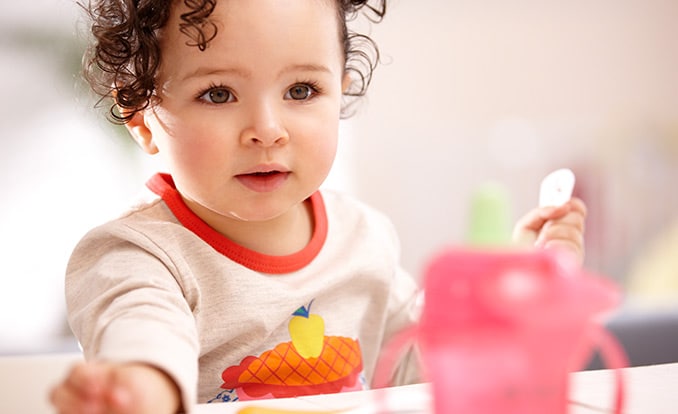 Пища для детей раннего возраста — сбалансированное питание 