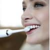 Як правильно чистити зуби звуковою електричною щіткою