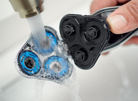 Технология AquaTec для сухого и влажного бритья