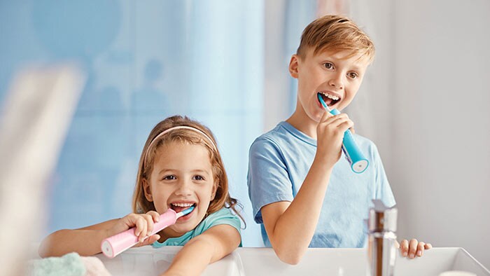 ТОП-5 порад як привчити дитину чистити зуби